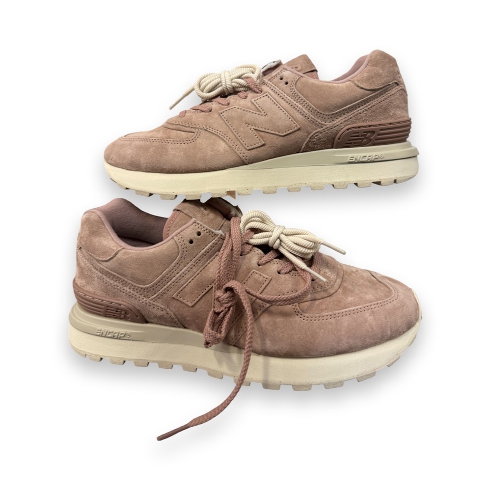 New Balance Men's Sneakers - Dusty Pink and Cream (never worn)